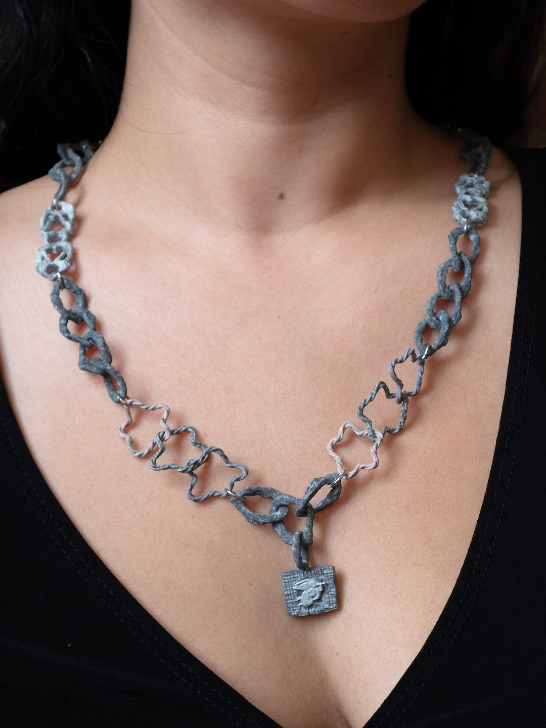 Angel File Rock Chain necklace worn