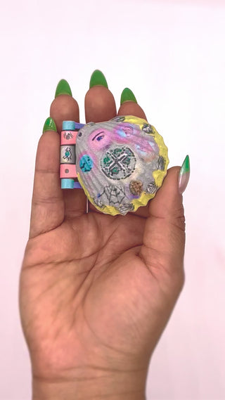 Sea Shell Lovers Locket