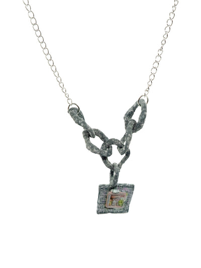 rabbit lettuce rock chain, dangling